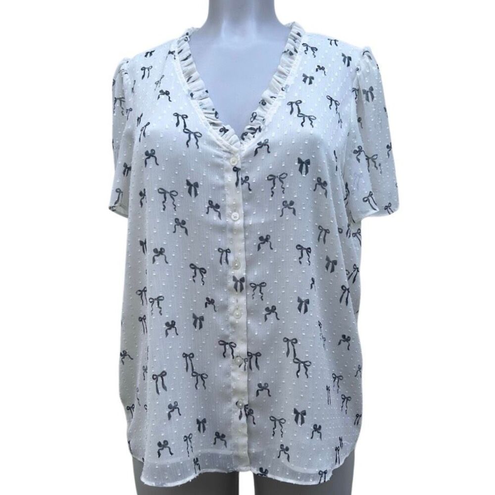 NWOT Cupcakes And Cashmere Blouse Women's Large Ivory Sheer Bow Print Clip Dot